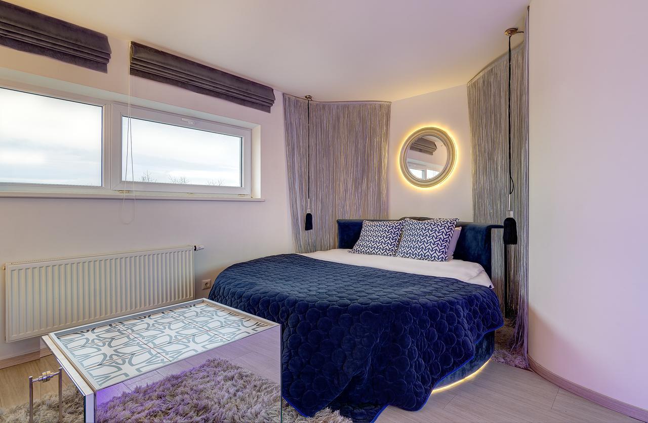 June Street Spa Apartments VNO Esterno foto